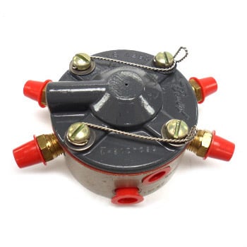 2524219-1: Flow Divider