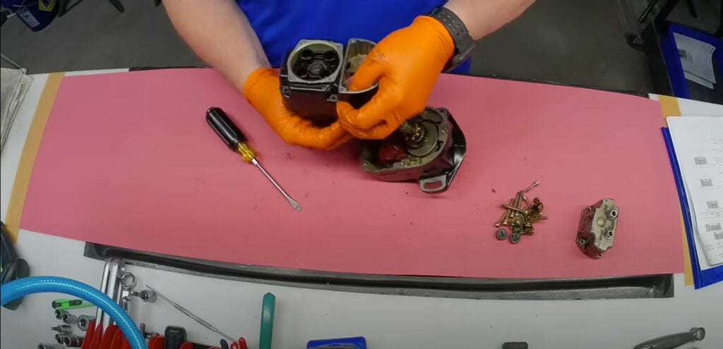 Video:Hartzell Aviationin Tulsa Overhauls Two Bendix Magnetos for Jimmy's World 6 qaaoverhaulmag1